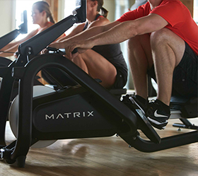 Гребной тренажер Matrix New Rower