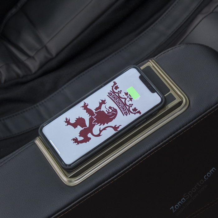 Массажное кресло Koenigsmann Nidhogg